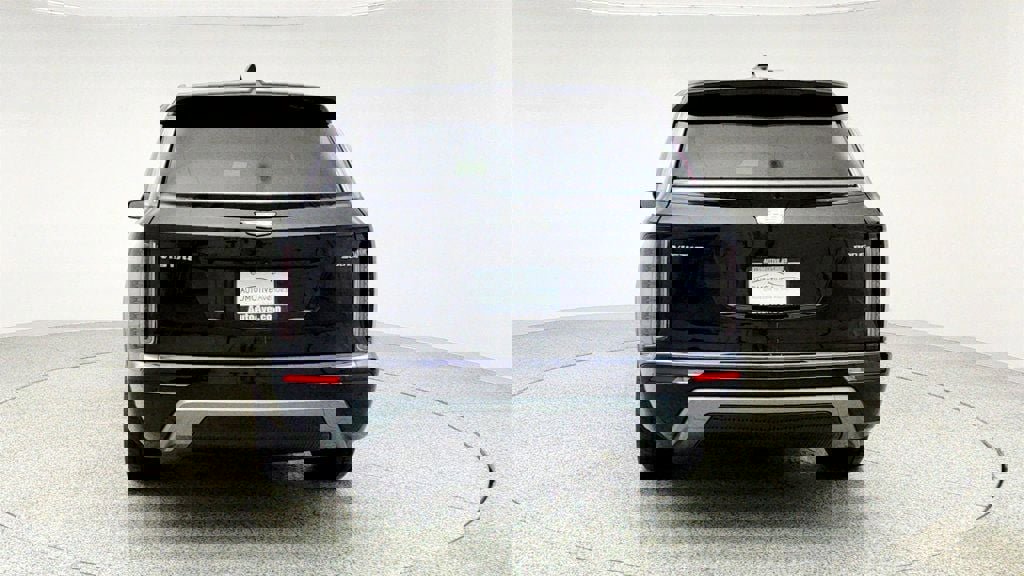 Used 2026 Cadillac Vistiq Sport image 6