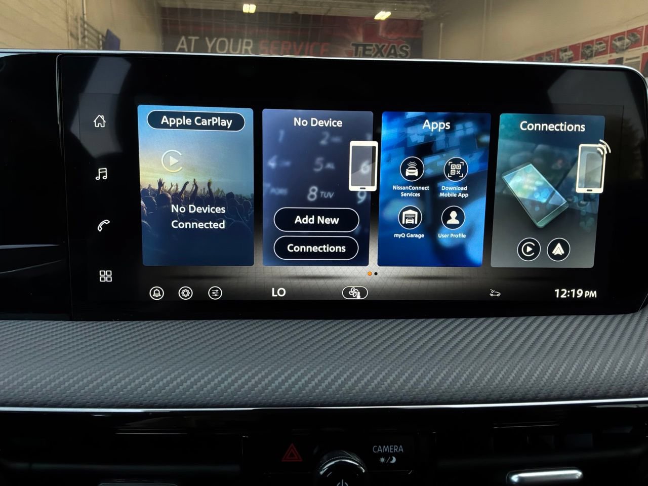 Used 2026 Nissan Kicks SR FWD image 35