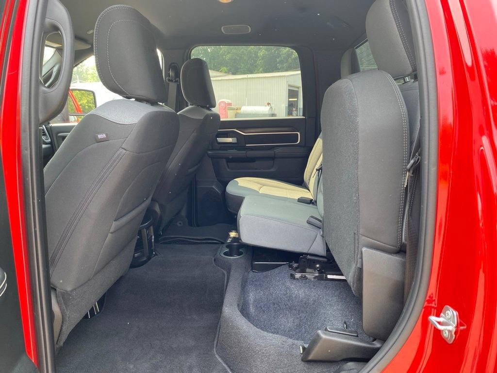 Used 2024 RAM 2500 Big Horn w/ Safety Group image 18