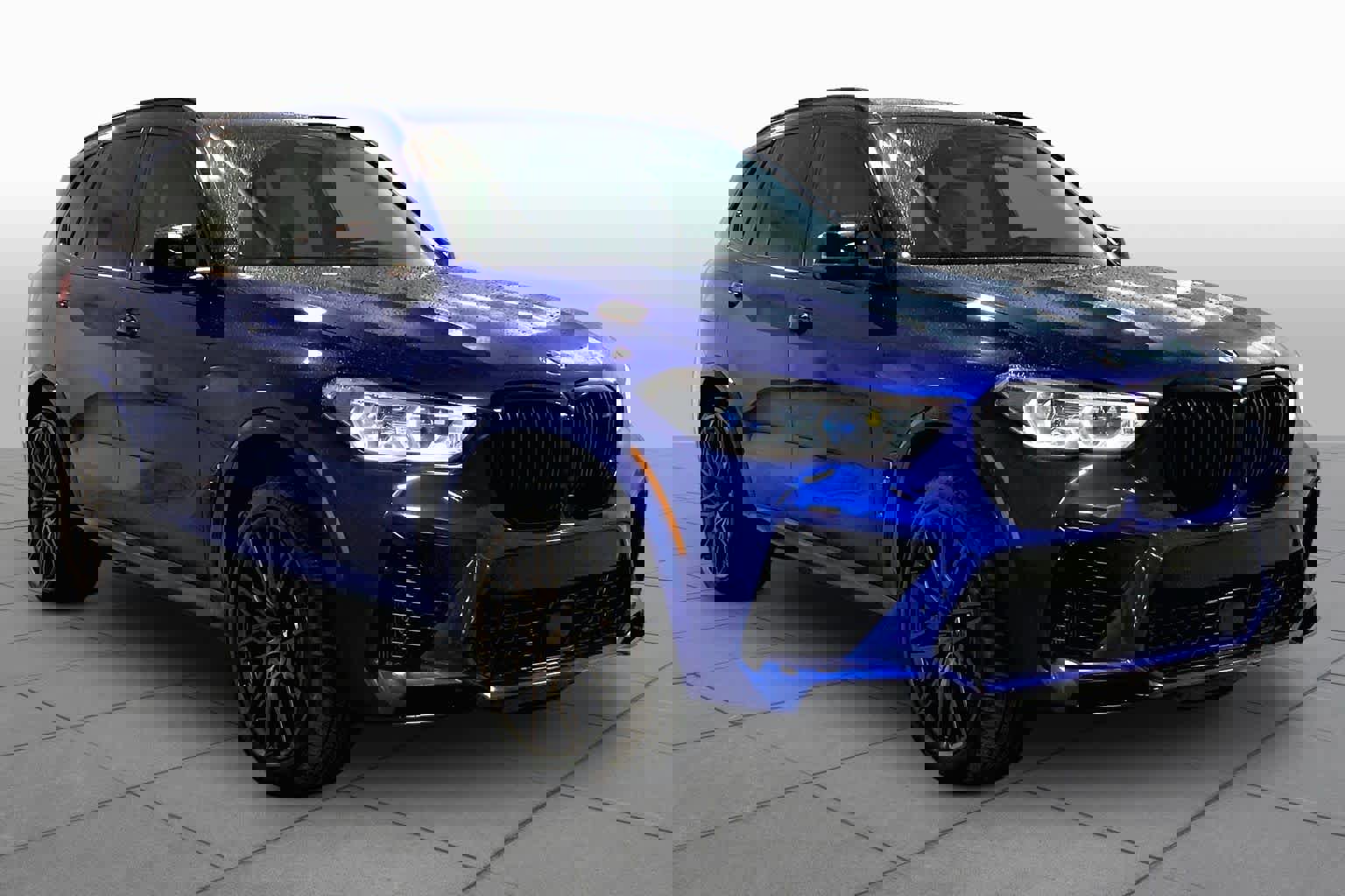 Used 2021 BMW X5 M w/ Competition Package image 2