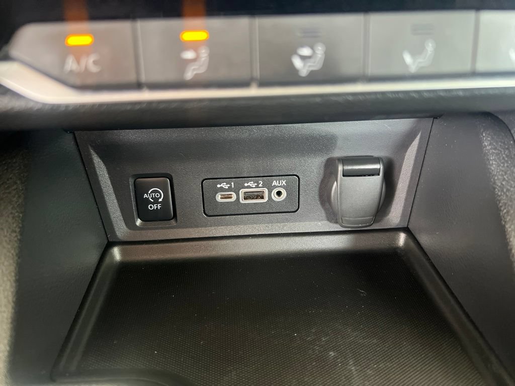 Used 2024 Nissan Sentra SV w/ Trunk Package FWD image 49