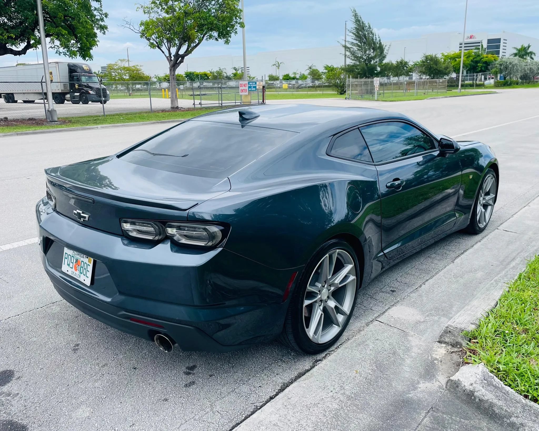 Used 2022 Chevrolet Camaro LT w/ RS Package RWD image 5