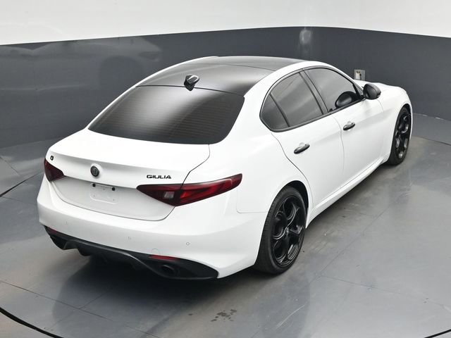 Used 2021 Alfa Romeo Giulia Ti Sport image 45