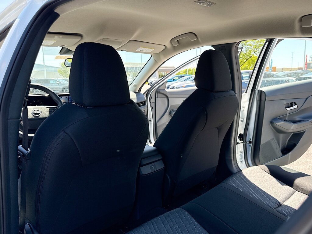 New 2026 Nissan Sentra SV FWD image 6