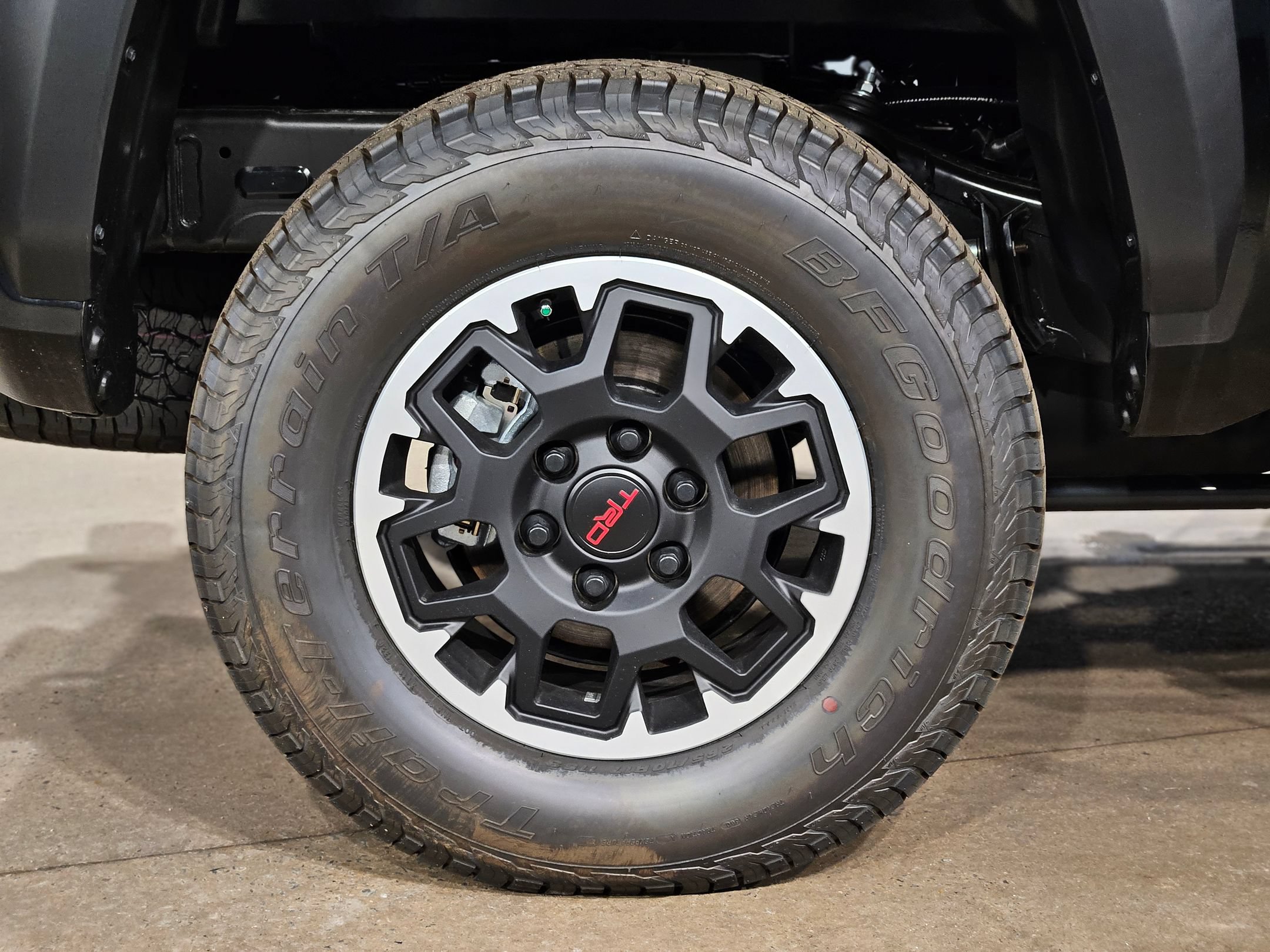 New 2026 Toyota Tacoma TRD Off-Road AWD/4WD image 22