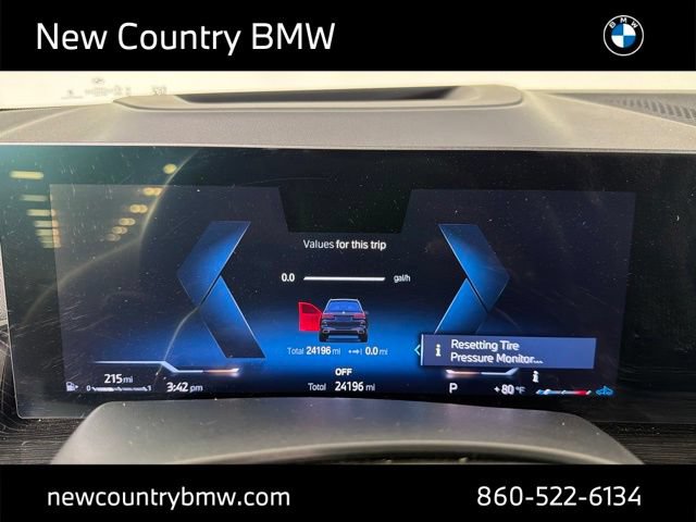 Used 2023 BMW X7 xDrive40i w/ M Sport Package AWD/4WD image 27