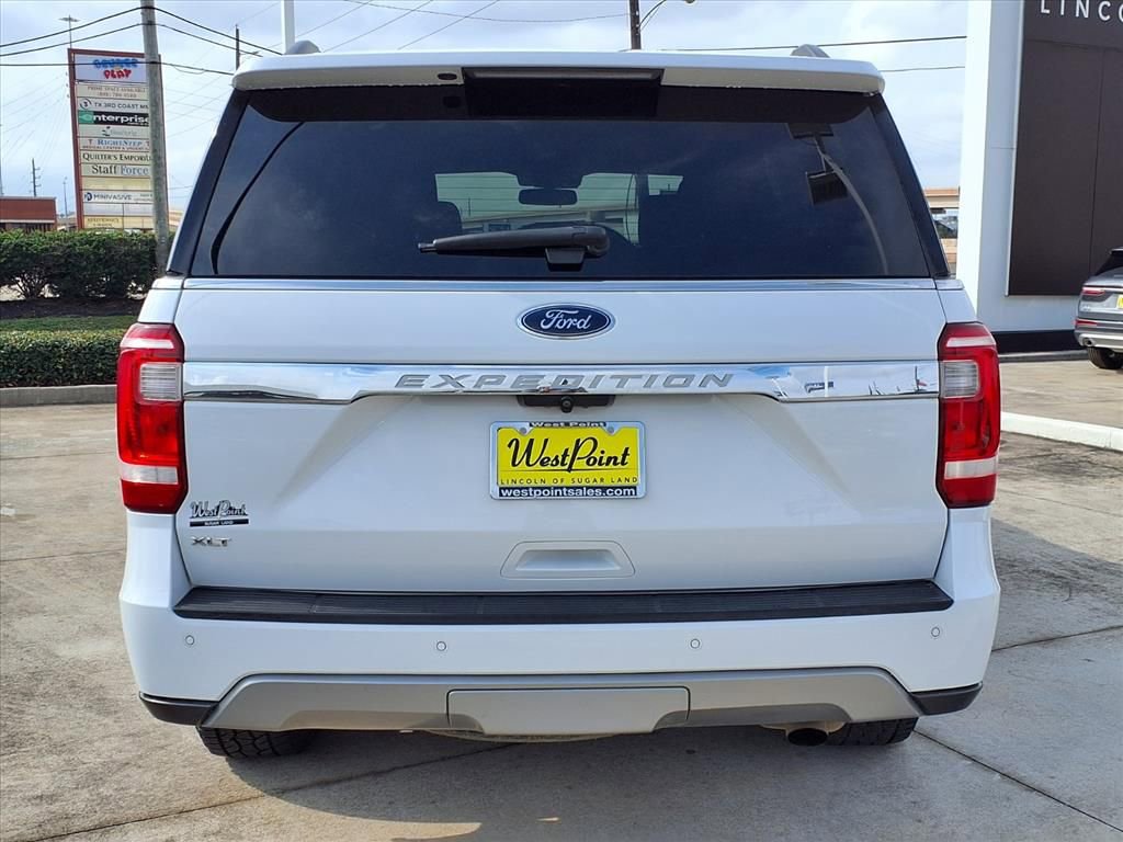 Used 2021 Ford Expedition XLT image 5