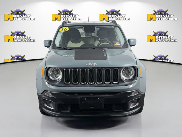 Used 2016 Jeep Renegade Latitude w/ Popular Equipment Group AWD/4WD image 2