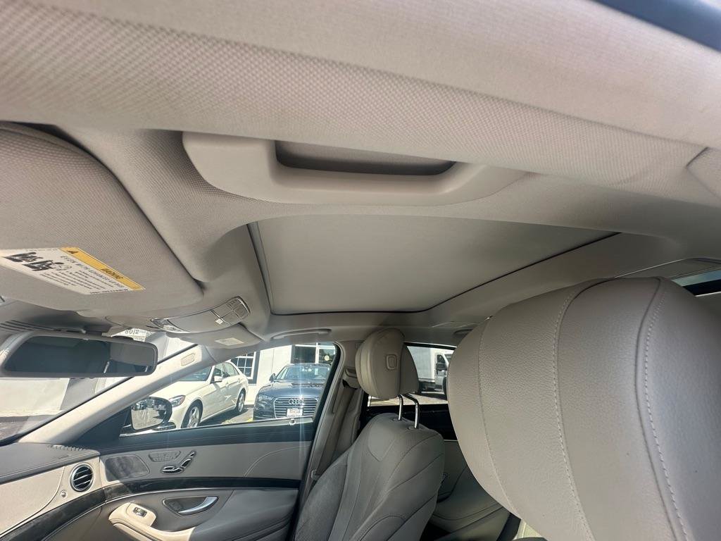 Used 2016 Mercedes-Benz S 550 4MATIC Sedan image 22