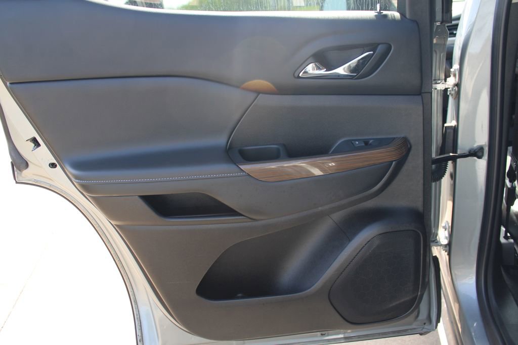 Used 2023 GMC Acadia SLE w/ Driver Convenience Package AWD/4WD image 44