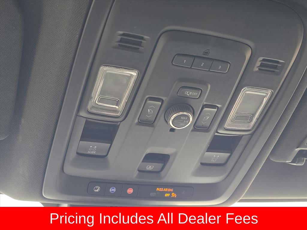 Used 2024 Chevrolet Tahoe LT w/ Luxury Package AWD/4WD image 25