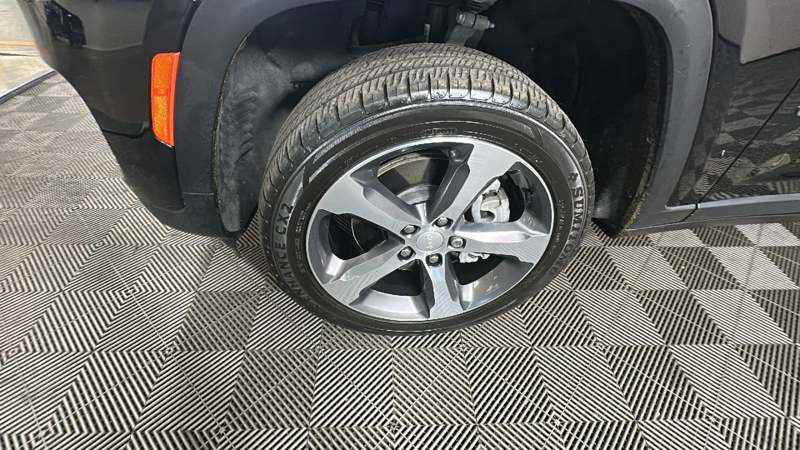 Used 2023 Jeep Grand Cherokee 4WD 4xe image 11