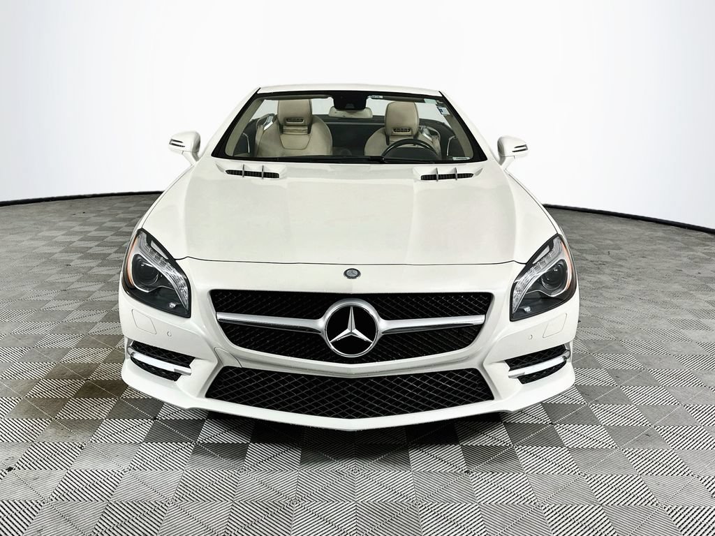 Used 2015 Mercedes-Benz SL 400 image 2