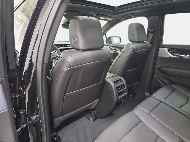 New 2026 Cadillac XT5 Premium Luxury w/ LPO, Floor Liner Package FWD image 10