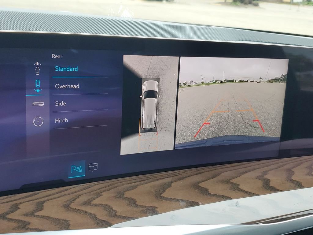 Certified 2025 Cadillac Escalade Sport Platinum w/ LPO, Floor Liner Package image 16