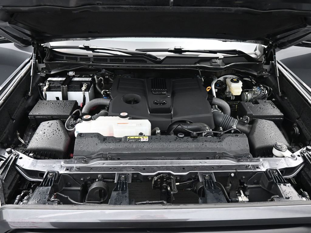 Used 2023 Toyota Tundra SR5 w/ SR5 Convenience Package AWD/4WD image 24