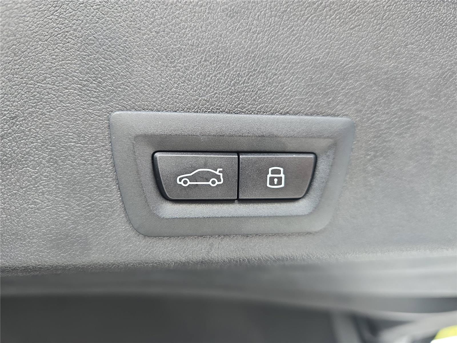 Used 2026 BMW XM Label Red AWD/4WD image 9