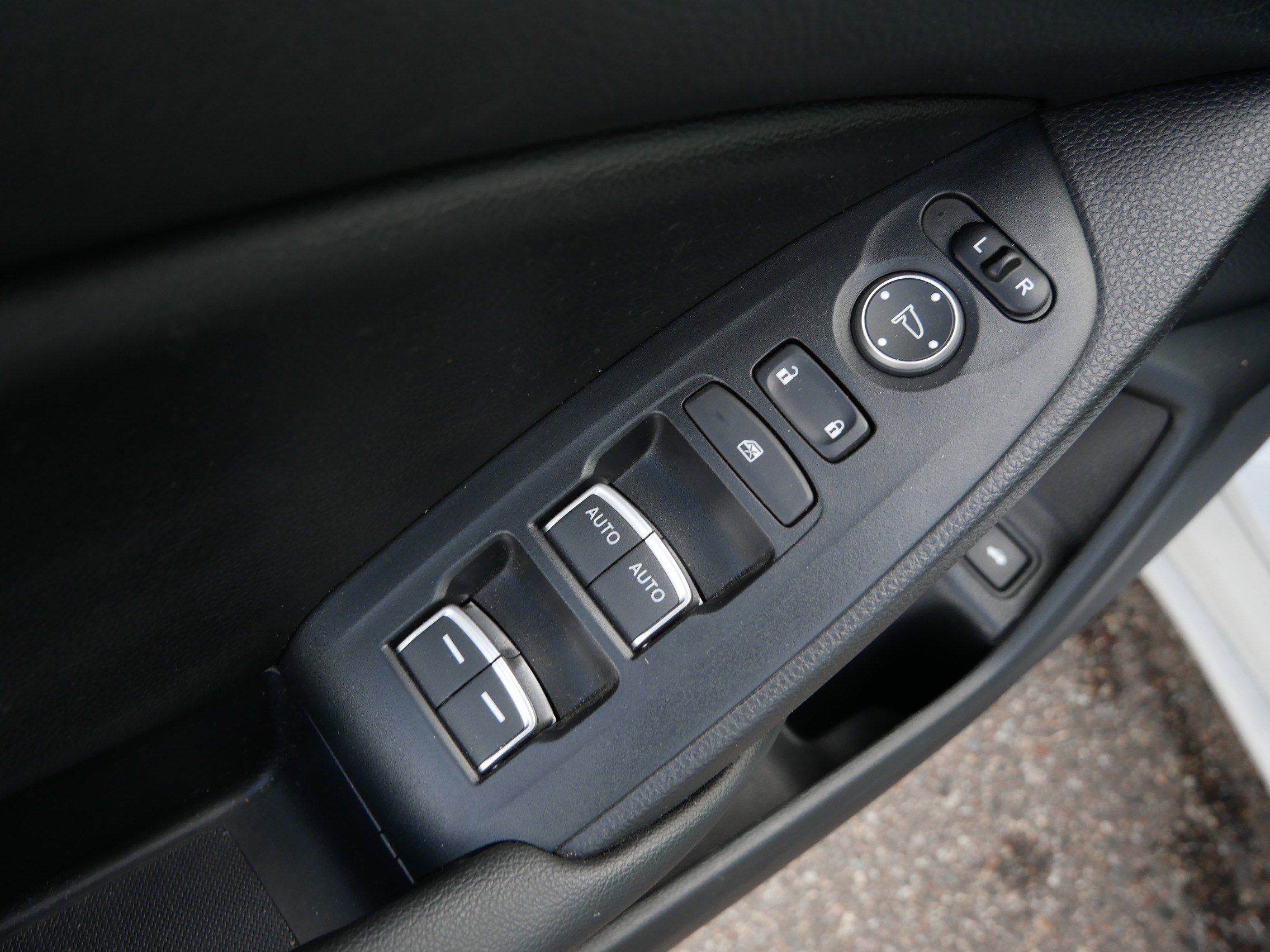 Used 2019 Honda Accord Sport image 18