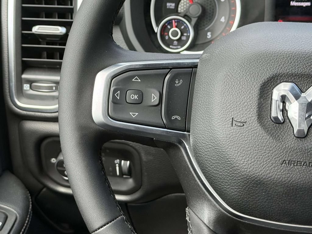 New 2026 RAM 2500 Big Horn AWD/4WD image 19