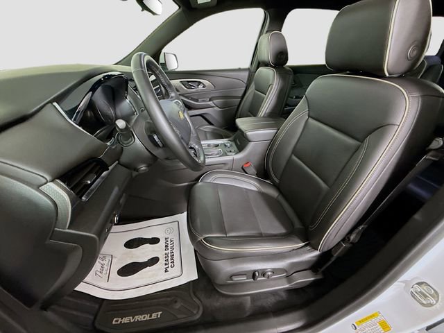 Used 2023 Chevrolet Traverse Premier image 21