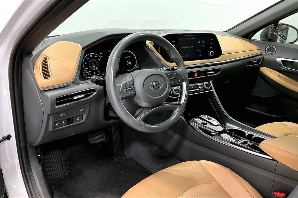 Used 2020 Hyundai Sonata SEL w/ Premium + Sunroof Package image 16