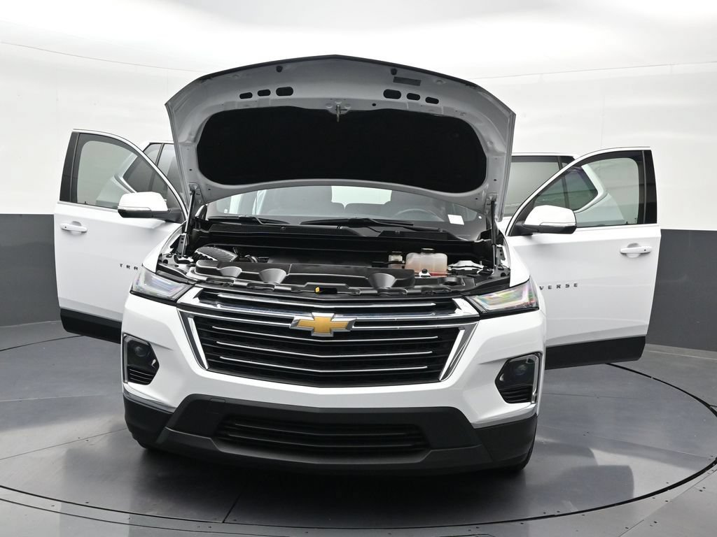 Used 2024 Chevrolet Traverse LT FWD image 38