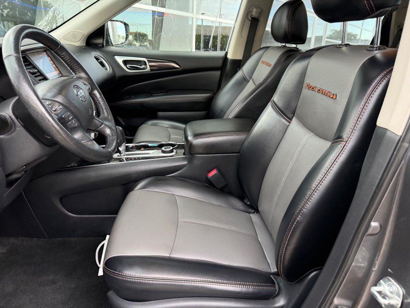 Used 2019 Nissan Pathfinder SL AWD/4WD image 17