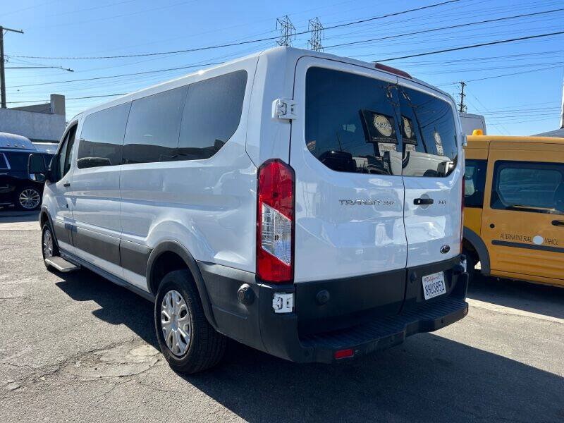 Used 2019 Ford Transit 350 XLT RWD image 4