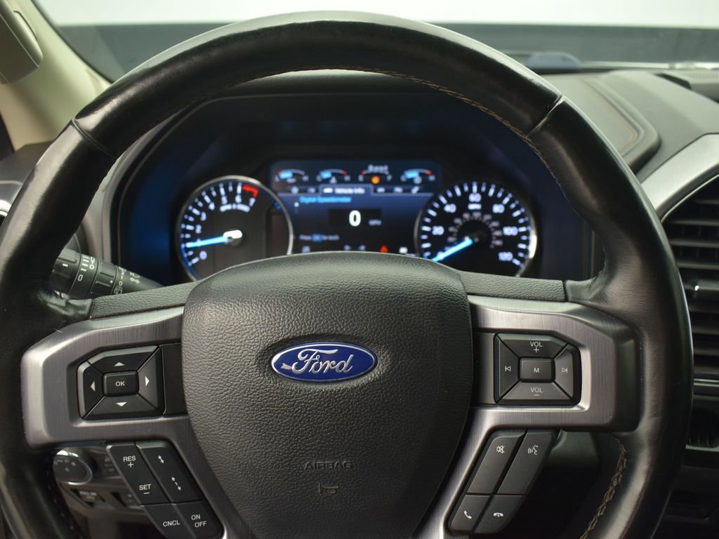 Used 2019 Ford Expedition Platinum image 12