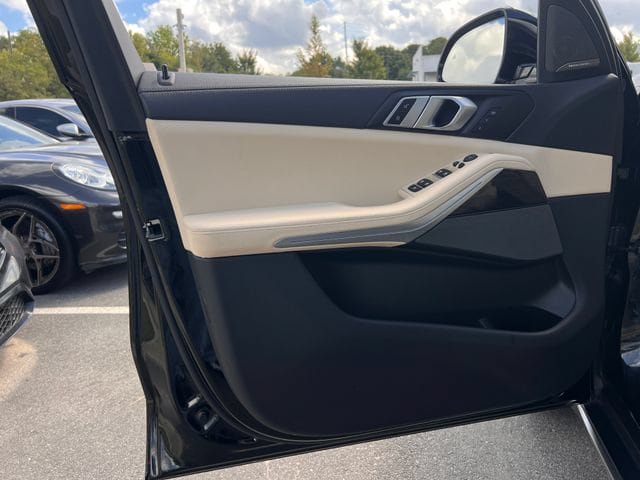 Used 2021 BMW X5 sDrive40i w/ Premium Package RWD image 10