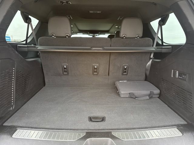 Used 2022 GMC Yukon XL Denali image 42