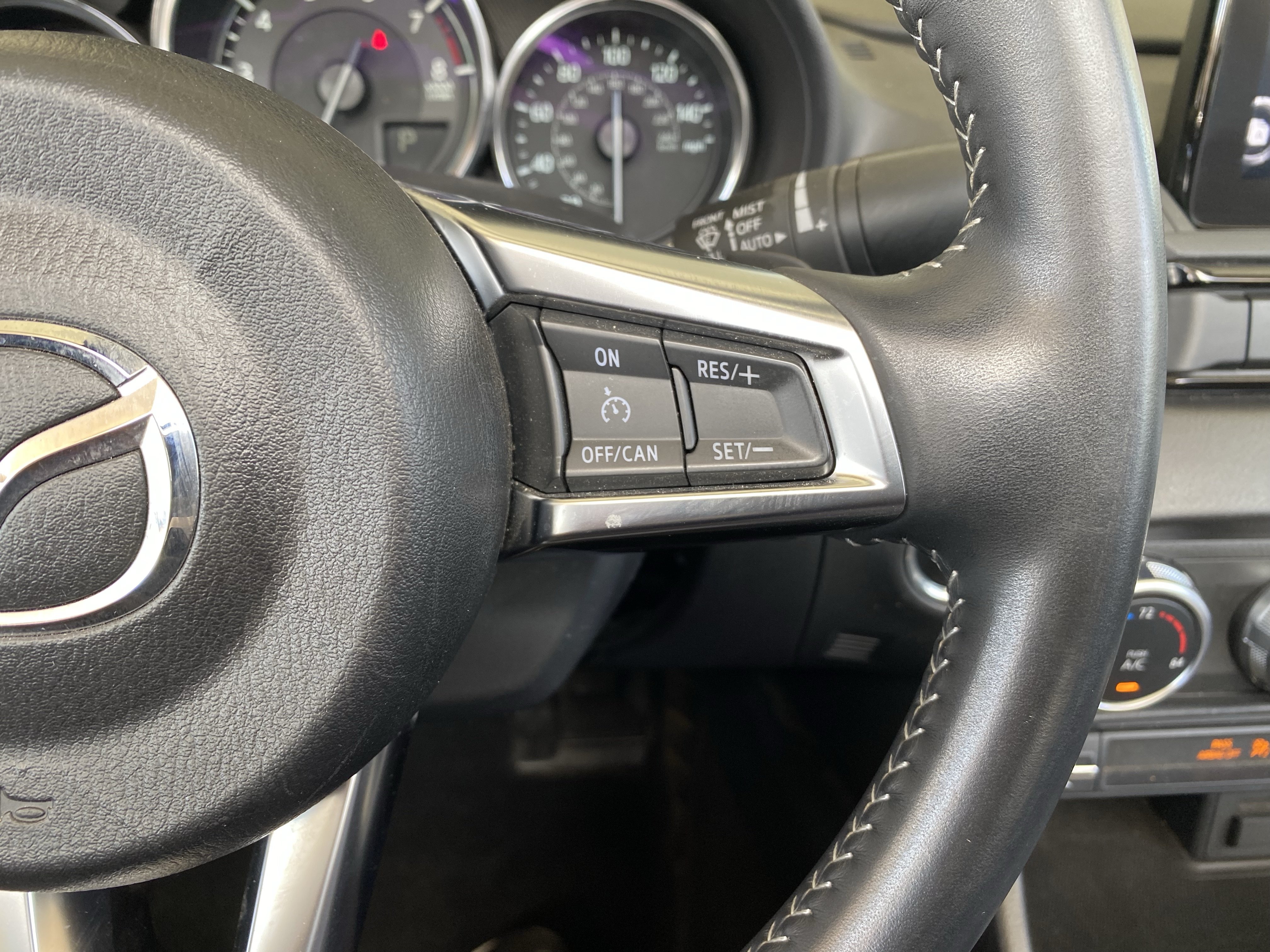 Used 2023 MAZDA MX-5 Miata Grand Touring RWD image 8