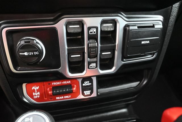 Used 2021 Jeep Wrangler Unlimited Rubicon AWD/4WD image 28