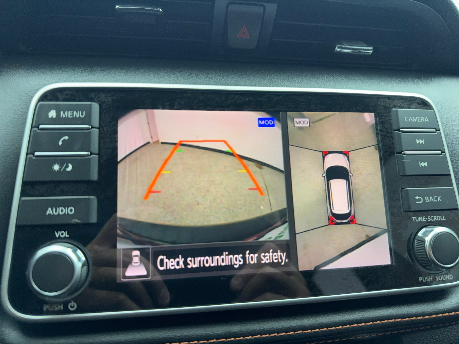 Used 2019 Nissan Kicks SR w/ Exterior Package FWD image 17