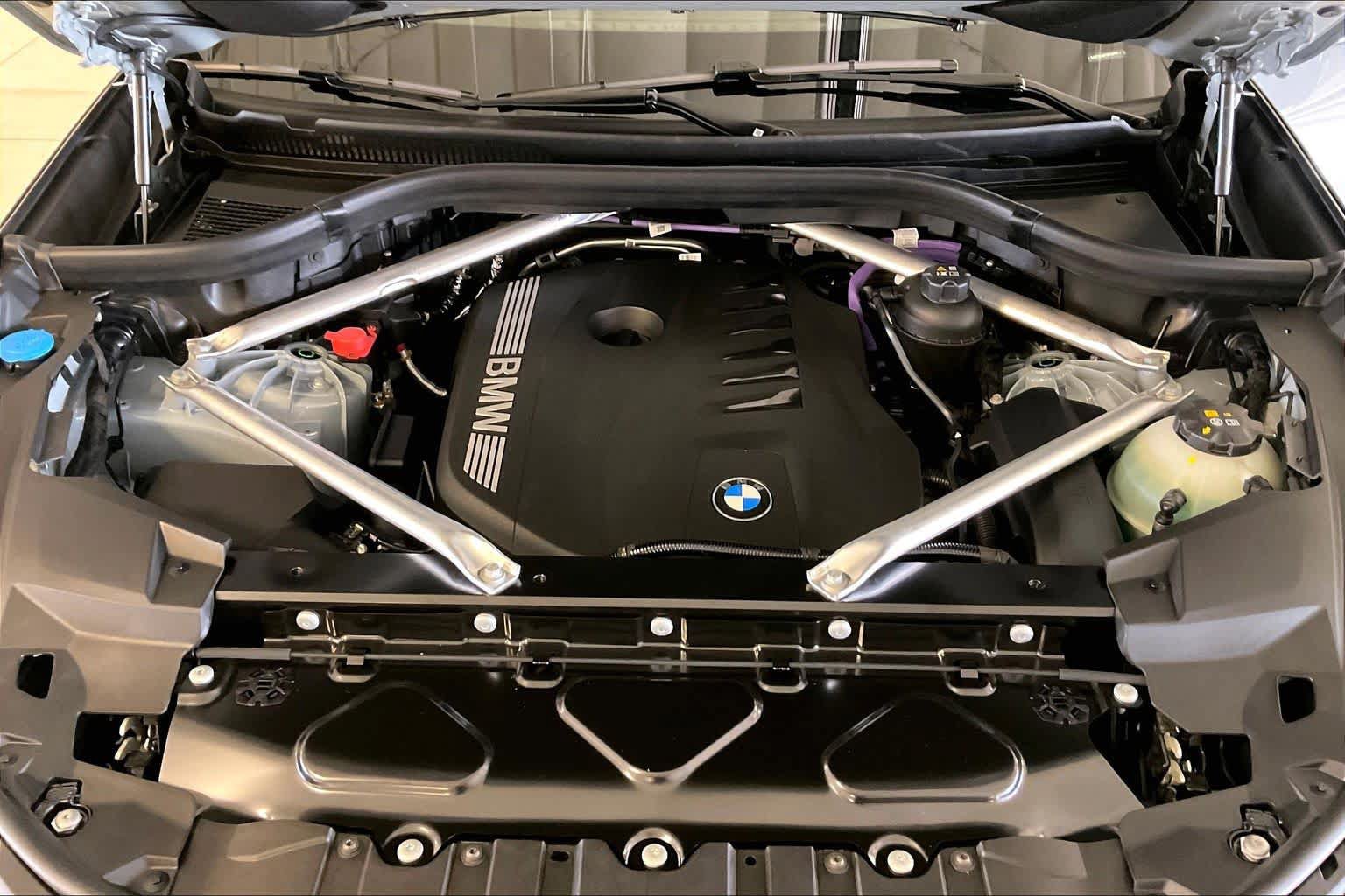 New 2026 BMW X5 xDrive40i w/ Executive Package AWD/4WD image 16