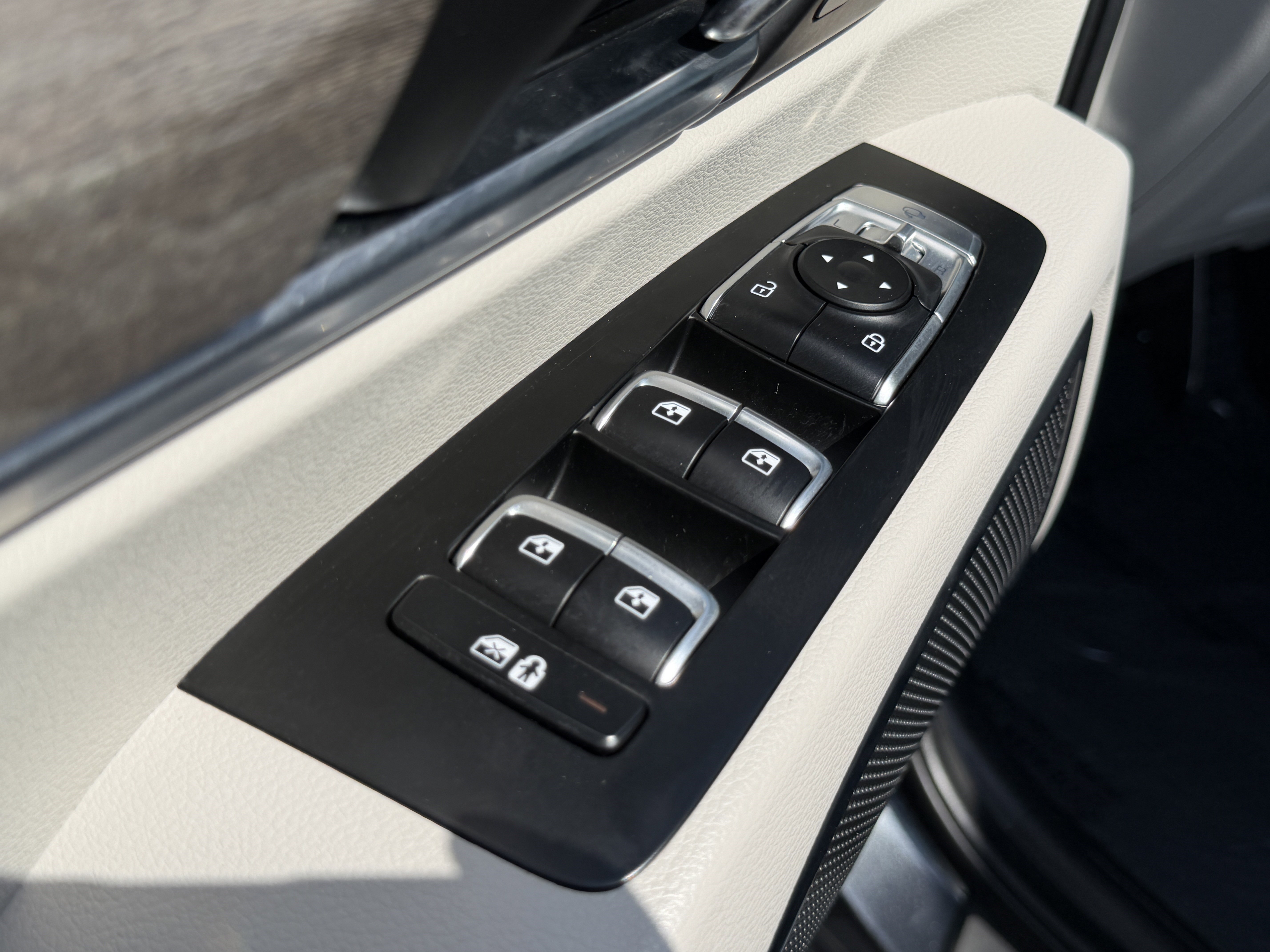 Certified 2022 Kia Telluride SX FWD image 14