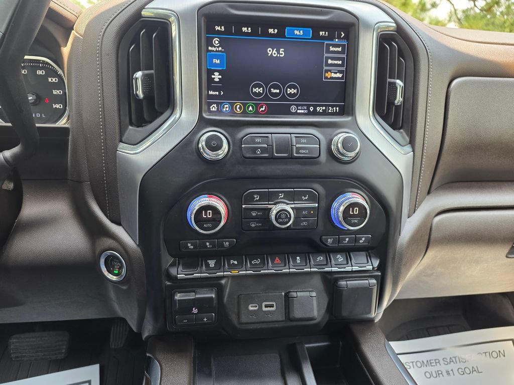 Used 2021 GMC Sierra 2500 SLT AWD/4WD image 32