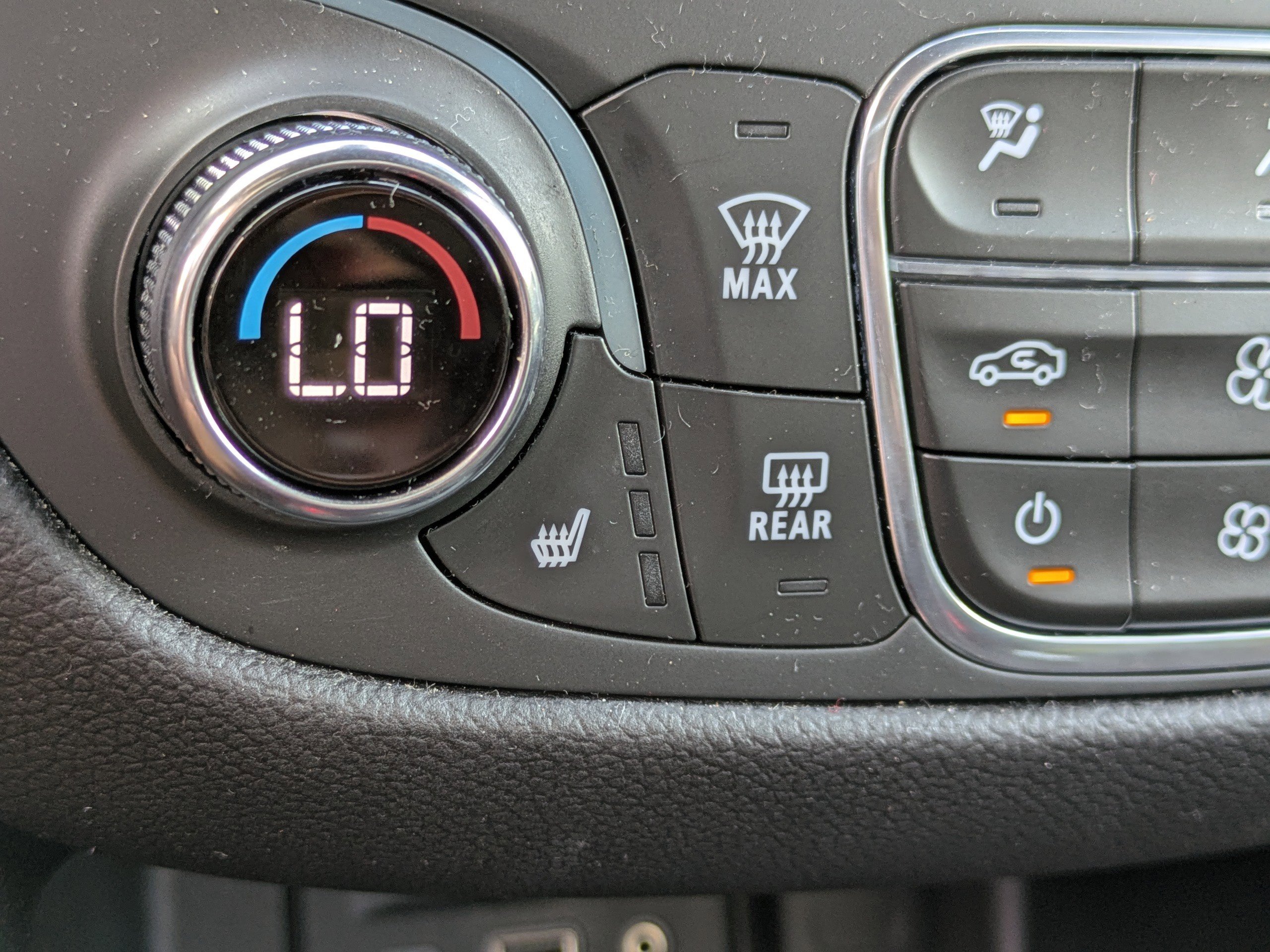 Used 2022 Chevrolet Equinox RS w/ RS Leather Package image 28