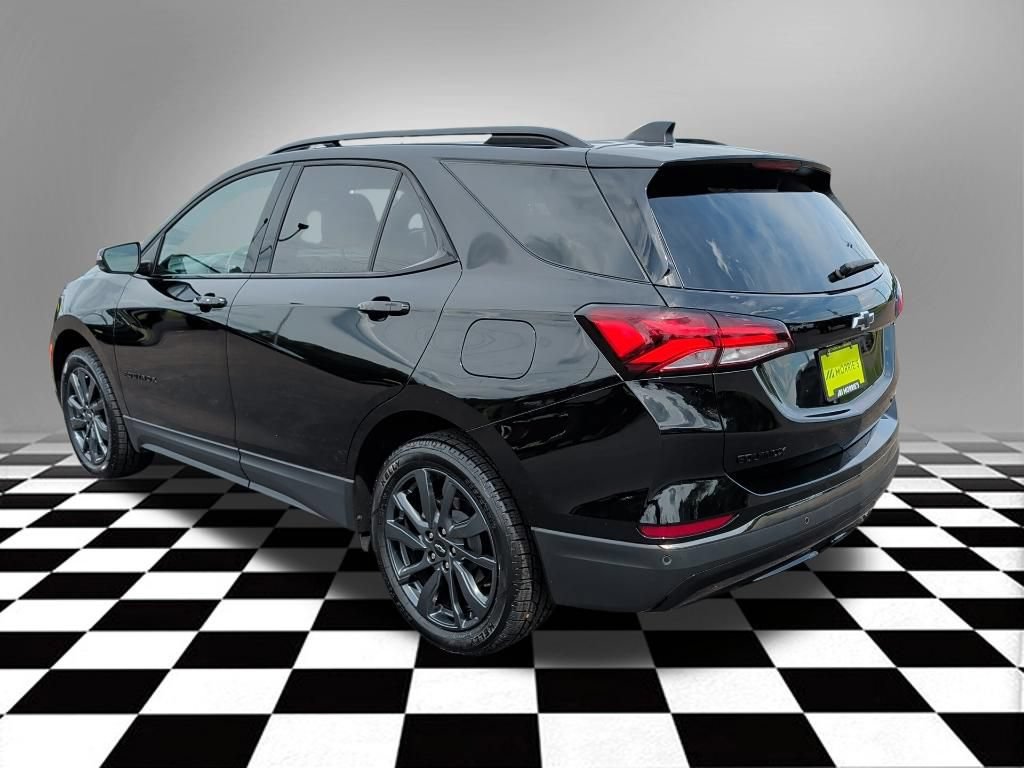 Used 2023 Chevrolet Equinox RS AWD/4WD image 10
