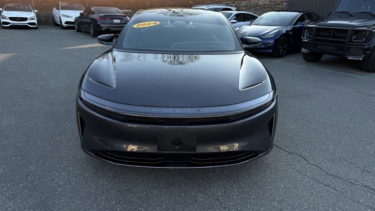 Used 2024 Lucid Air Touring image 12