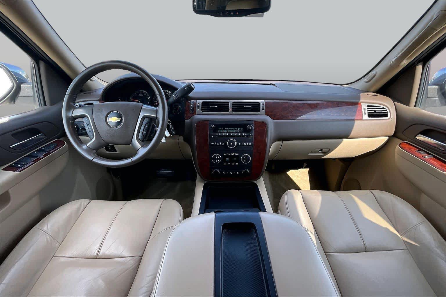 Used 2011 Chevrolet Tahoe LT w/ Texas Edition RWD image 10