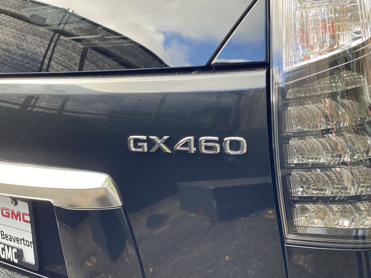 Used 2023 Lexus GX 460 Luxury w/ Sport Design Package AWD/4WD image 10