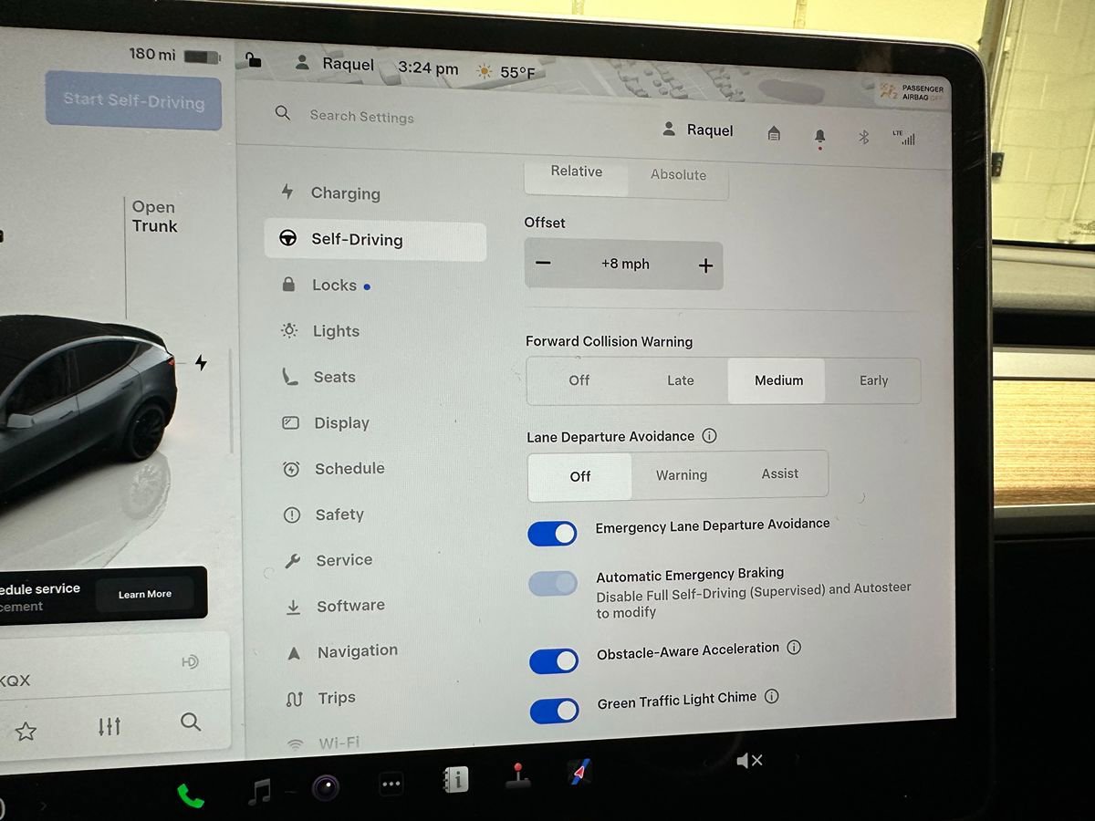 Used 2023 Tesla Model Y Performance AWD/4WD image 34
