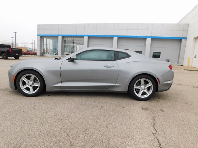 Used 2023 Chevrolet Camaro LT image 6
