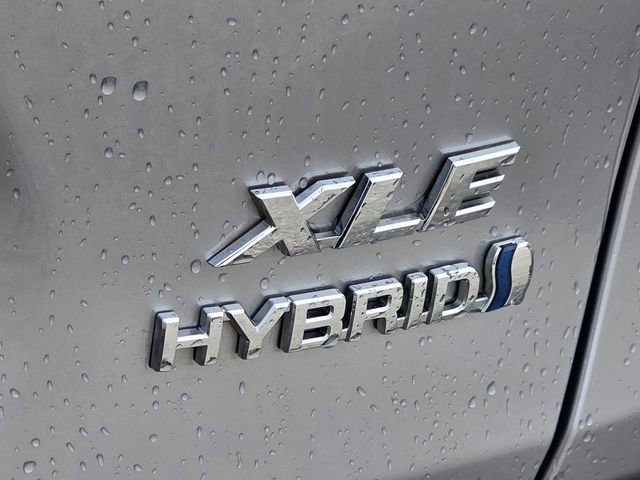 Used 2023 Toyota RAV4 XLE image 28