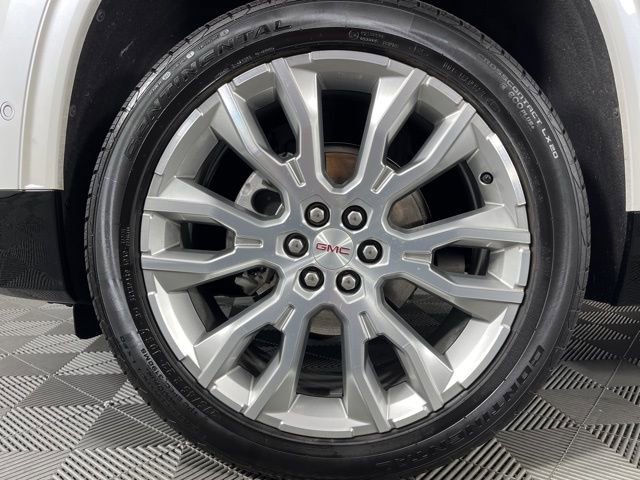Used 2025 GMC Acadia Denali w/ Super Cruise Package image 13