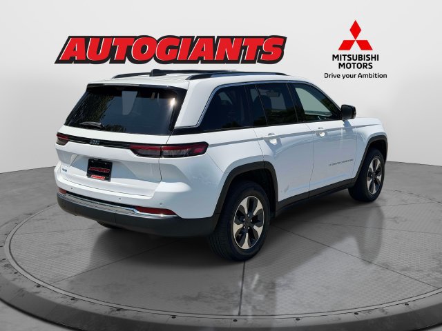 Used 2023 Jeep Grand Cherokee 4WD 4xe w/ Luxury Tech Group II image 5