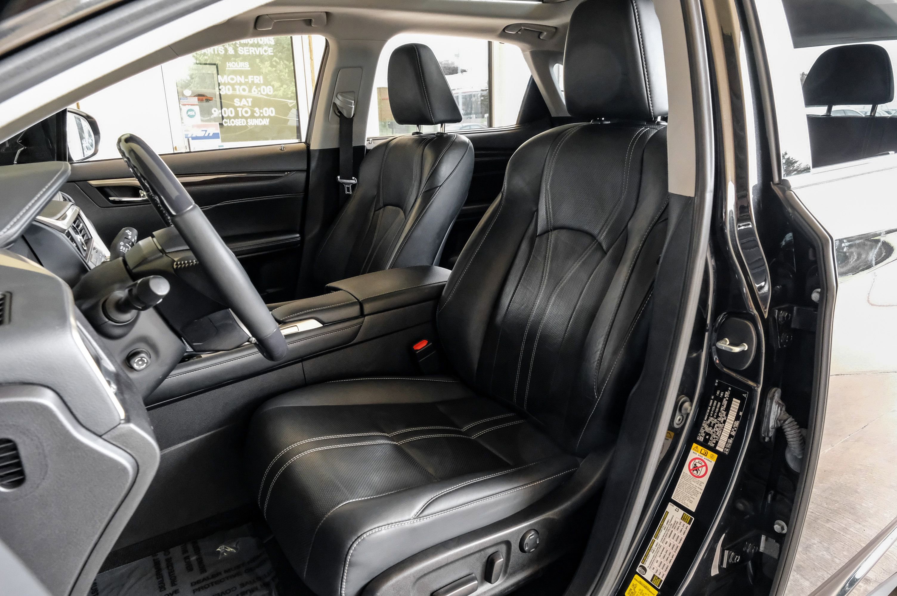 Used 2019 Lexus RX 350 FWD w/ Luxury Package image 33