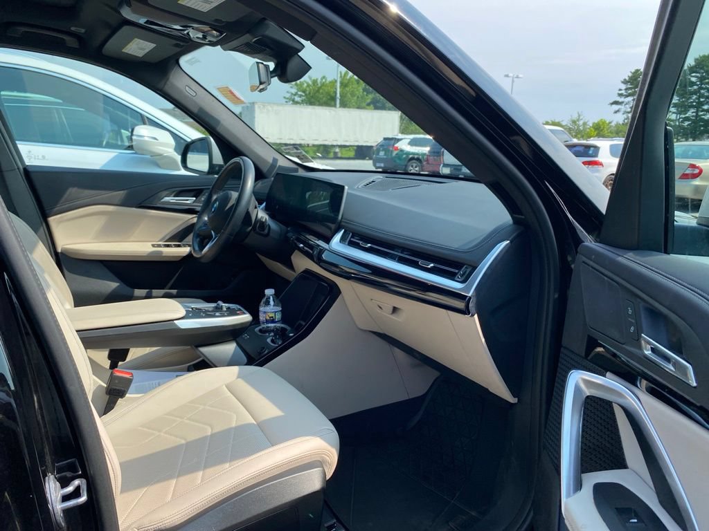 Used 2024 BMW X1 xDrive28i w/ Convenience Package AWD/4WD image 13