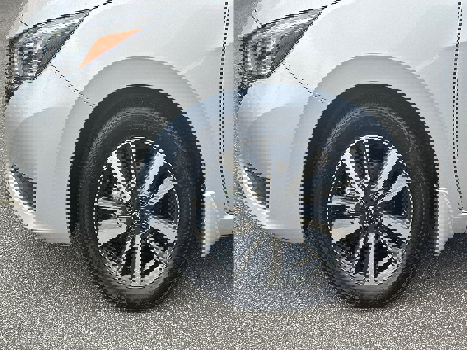 New 2025 Nissan Versa SV w/ Trunk Package image 11